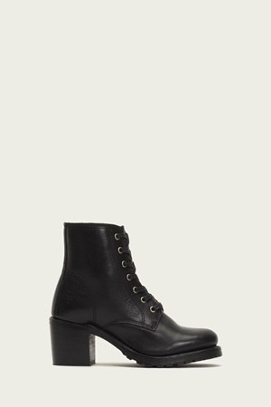 Black Women's FRYE Sabrina 6G Lace Up Ankle Boots | BLM-328670